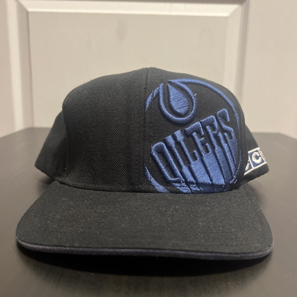 Vintage Edmonton Oilers Snapback Hat Cap CCM Pro Oka Athletic‎ Equipment NHL